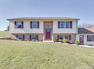 306 Bonnybrook Rd, Carlisle, PA 17015