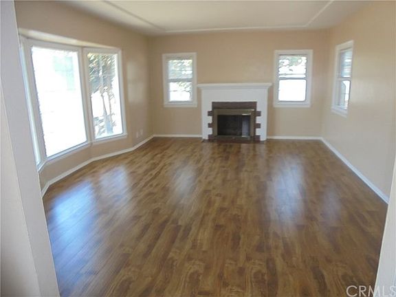 4th image of 8620 S Gramercy Pl