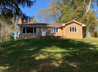 813 Mozart Rd, Wheeling, WV 26003