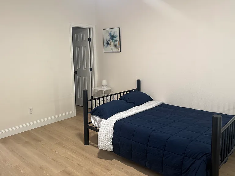3902 McKinley St #1-A — Photo 8