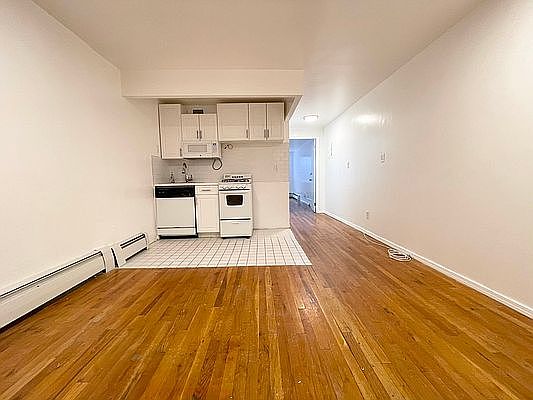 1st image of 1425 York Ave APT 5C
