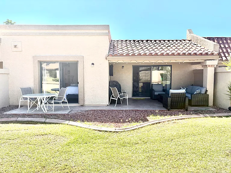 9806 W Kerry Ln — Photo 12