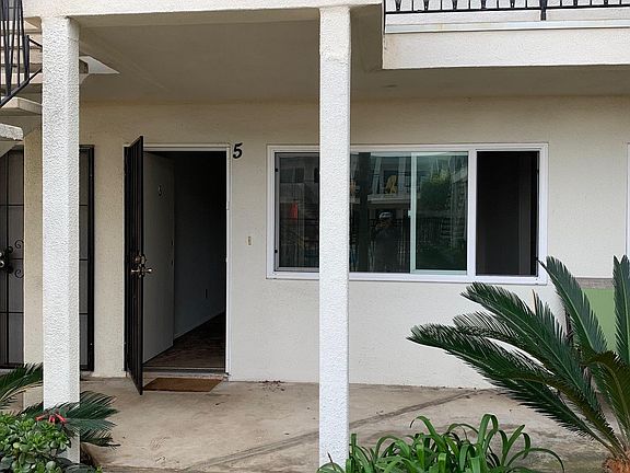 3rd image of 4990 Del Monte Ave