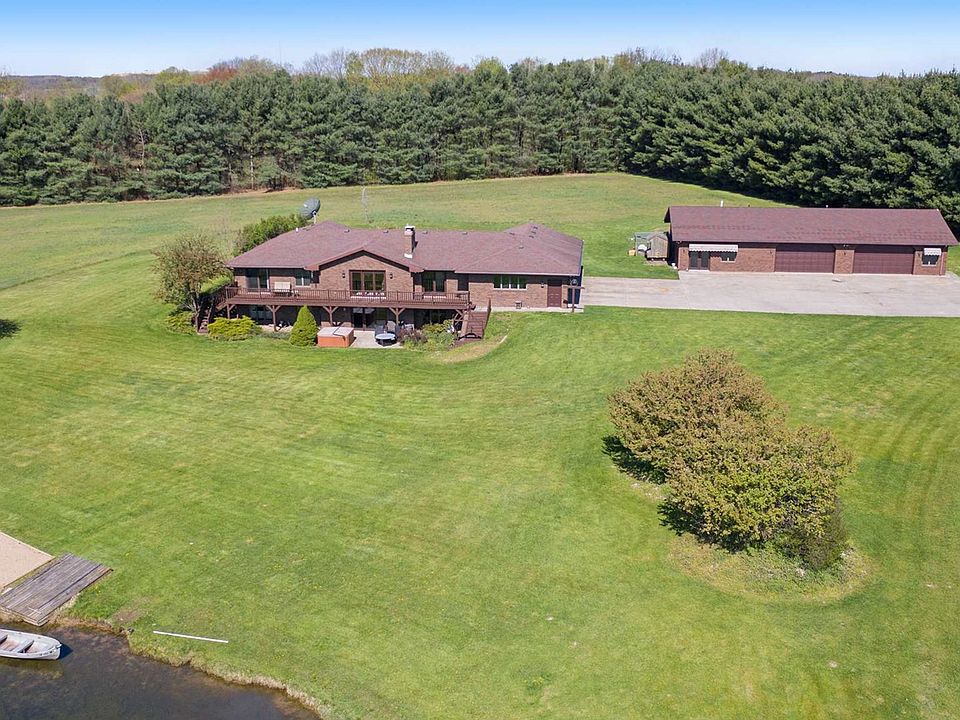 1st image of 60171 County Road 13