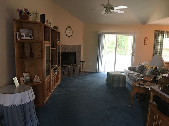 Living room w/sliding glass 