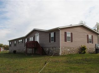 284 Paul Thompson Rd, Bethpage, TN 37022