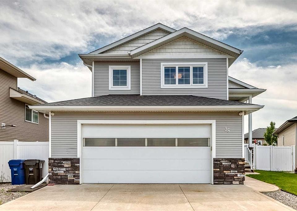 1st image of 38 N Cambridge Close