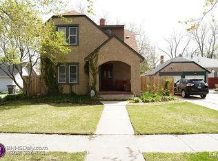 115 S Madison St, Grand Island, NE 68801