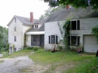 8 Deot St, New Boston, NH 03070