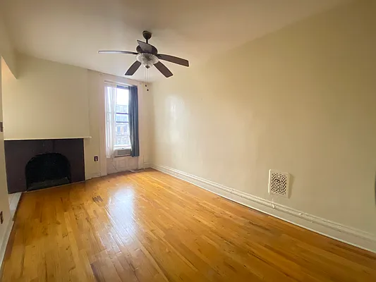 Rented by Compass | media 18