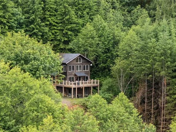 24110 S Lake Roesiger RD, Snohomish, WA 98290