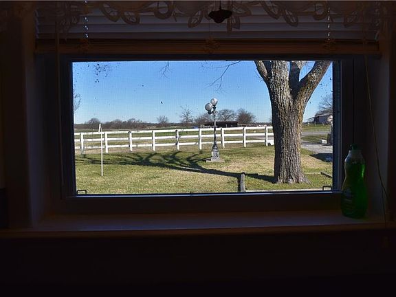 5th image of 3311 Farm Road 499