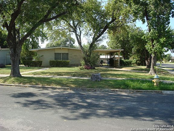 2nd image of 1822 Parnell Ave