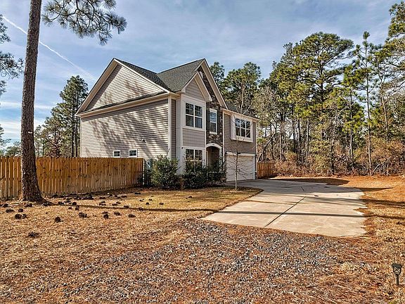 2nd image of 436 Sasanqua Ln