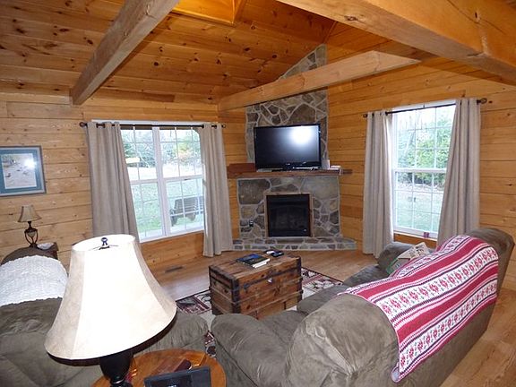 2nd image of 132 Cabin Village Ln