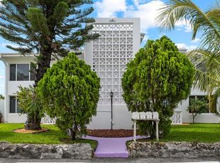 1279 Beach Rd APT 2, West Palm Beach, FL 33404