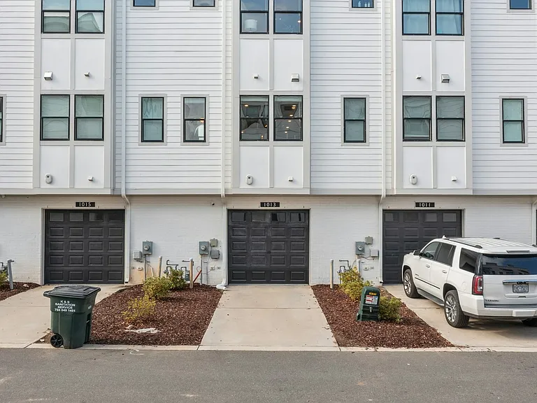 1013 Wesley Terrace Ave — Photo 32