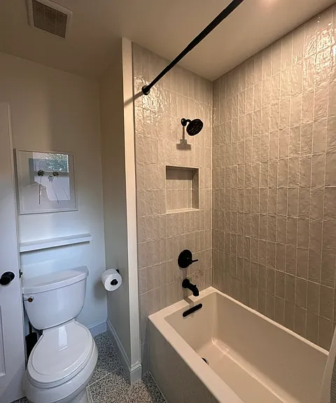 311 7th St NE #101 — Photo 2