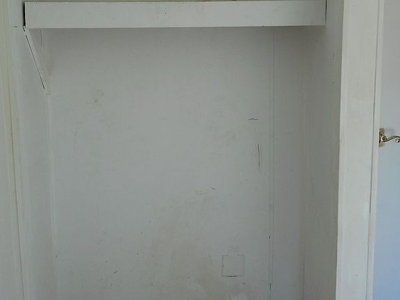 Bedroom 2-CLoset