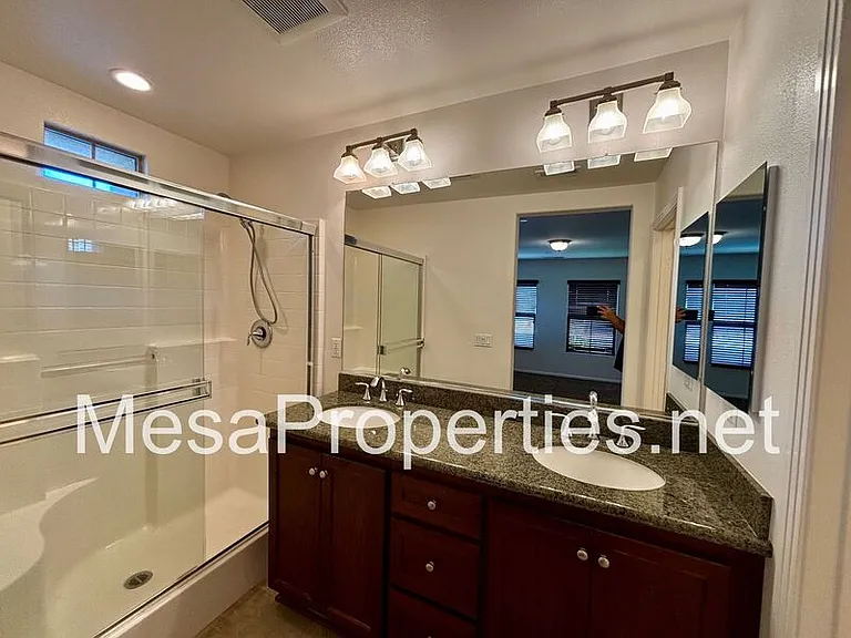 12368 Claredon Dr #6 — Photo 47