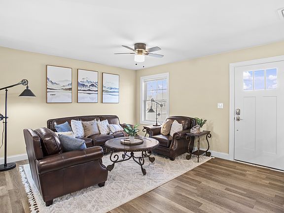 4th image of 15-50 Mountain View Dr #18035962