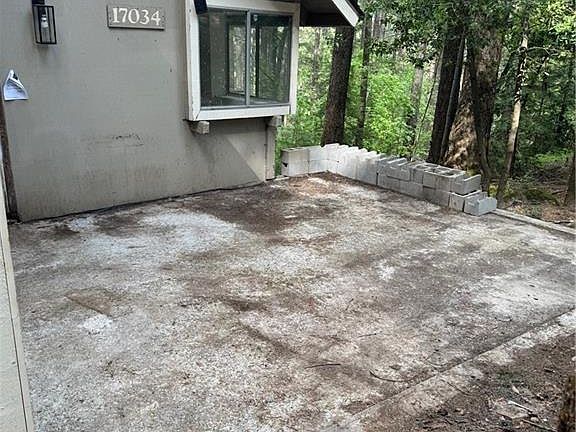 5th image of 17034 Edgewood Way