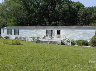 2157 Ross Cauthen Rd, Lancaster, SC 29720