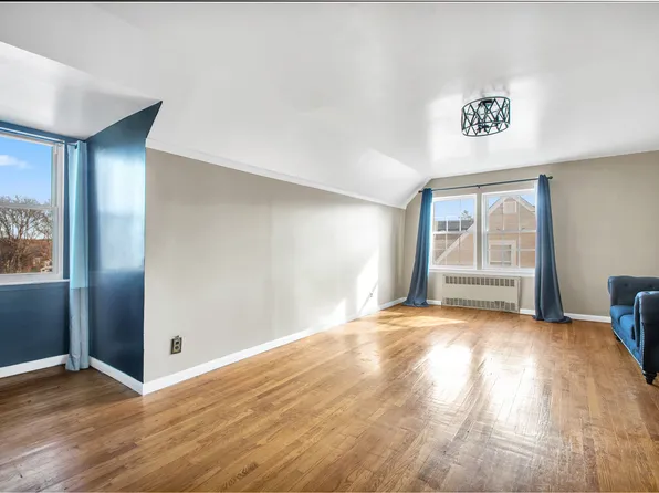 81-22 Haddon Street image 7 of 12