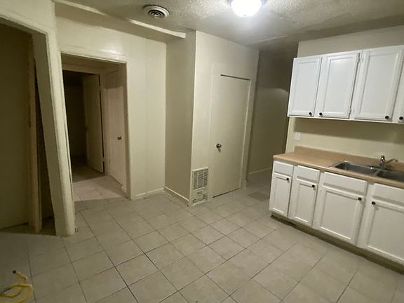 2nd image of 2825 N 24th Pl #2825A