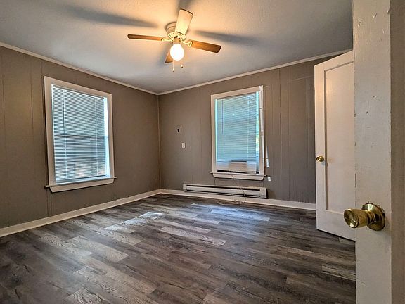 5th image of 1115 Arkansas St