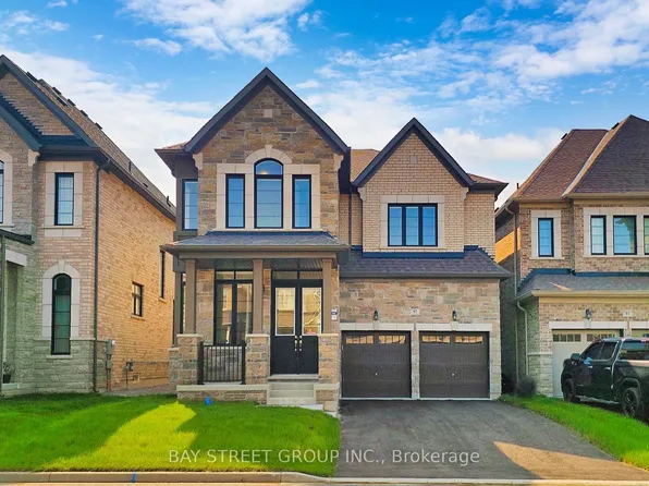 97 Halldorson Ave, Aurora, ON L4G 7Z4