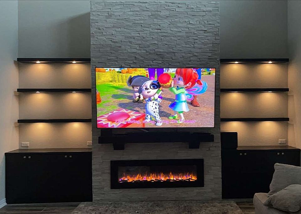 2nd image of 187 Lacy Oak Dr