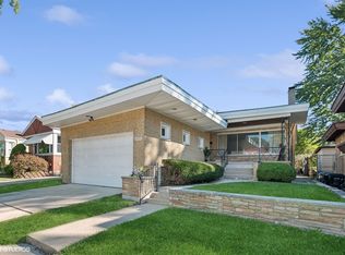 9935 S Claremont Ave, Chicago, IL 60643