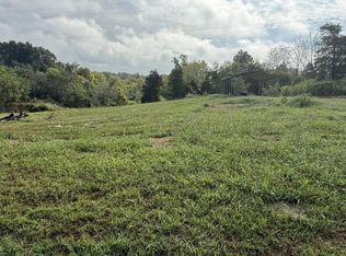 1375 Edgewood Rd, Mc Ewen, TN 37101