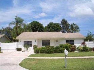 19558 Delaware Cir, Boca Raton, FL 33434