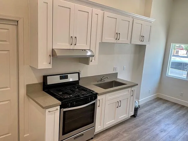Studio, 345 sqft, $950 — Photo 2