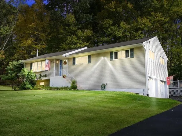 46 Englewood Terrace, Mahopac, NY 10541