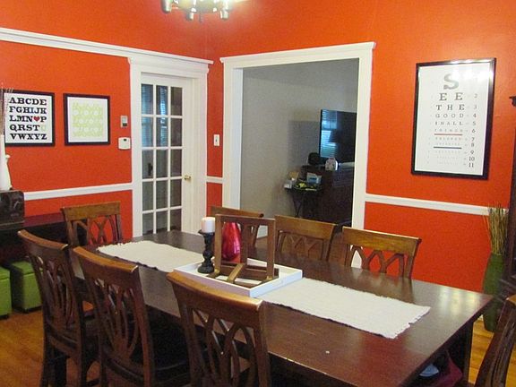 4th image of 164 College Ave