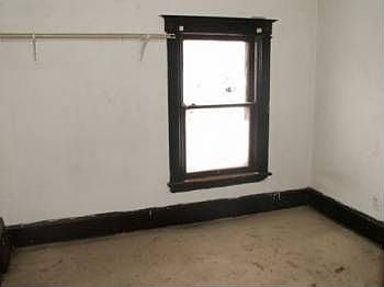 4th image of 258 Auburn Ave