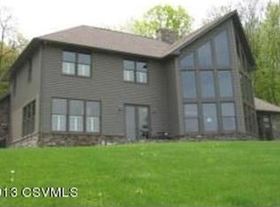 1392 Mountain Rd, Paxinos, PA 17860