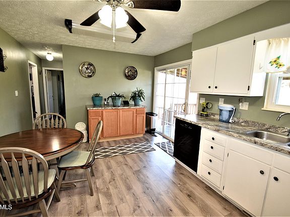 5th image of 2225 Kingswood Dr