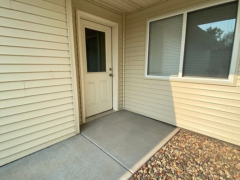1539B Gunston Dr — Photo 10