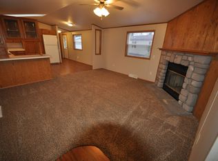 1213 Magnolia Ave, Oshkosh, WI 54902