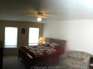9881 Earls Ferry Cir, Bristow, VA 20136