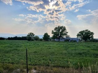 909 B St, Penrose, CO