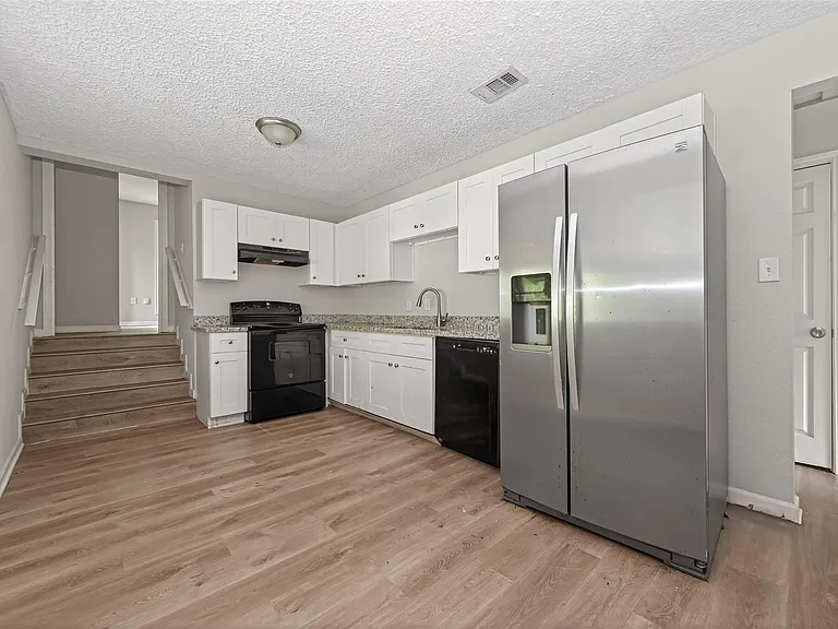 21146 Caney Dr — Photo 12