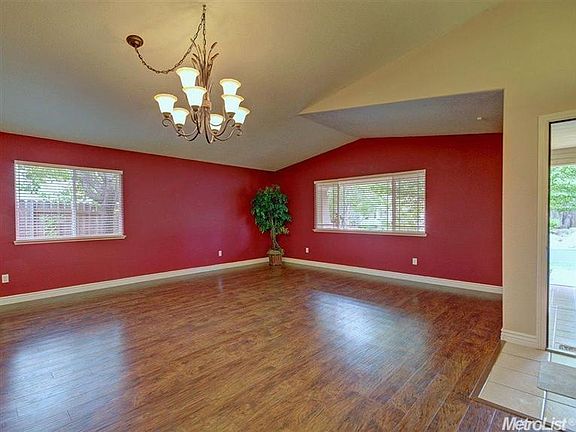 5th image of 3090 Birmingham Way
