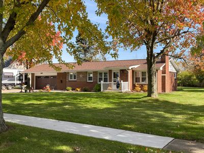 210 Oakwood Dr, Buffalo, NY, 14221