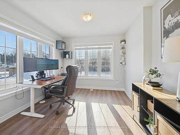 5th image of 40 Porcelain Way