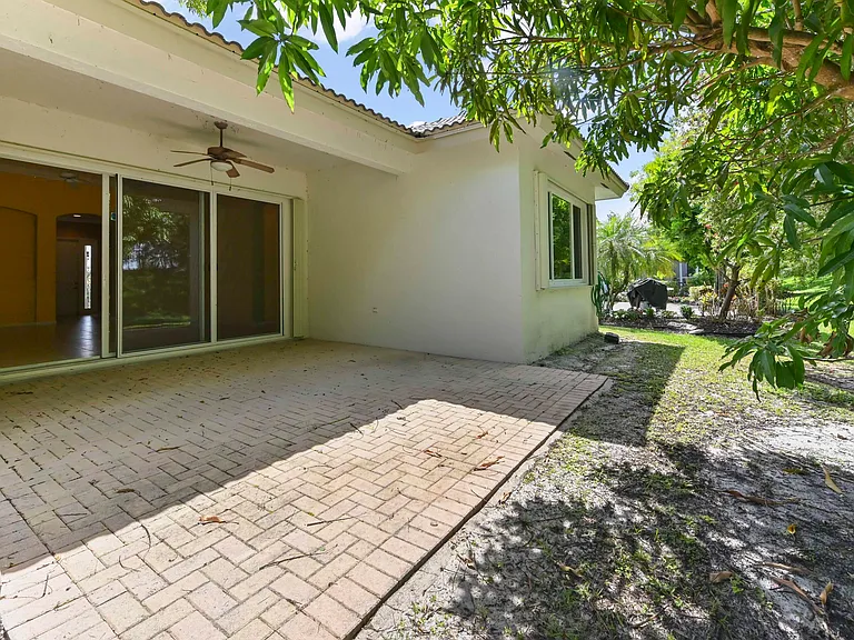 2464 Sailfish Cove Dr — Photo 25
